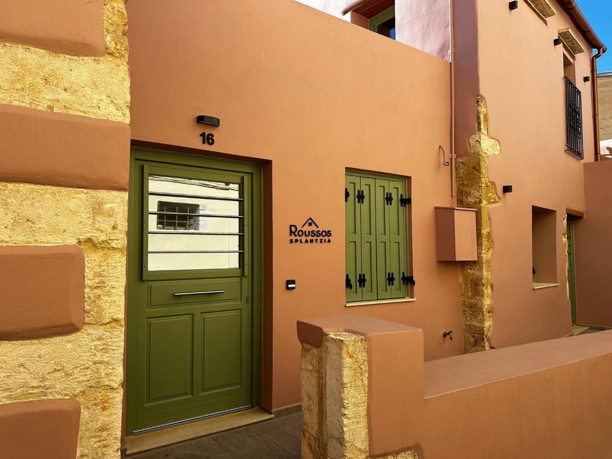 Roussos Place - Next To Splantzia Square - 2Bd 2Ba Hanya Dış mekan fotoğraf