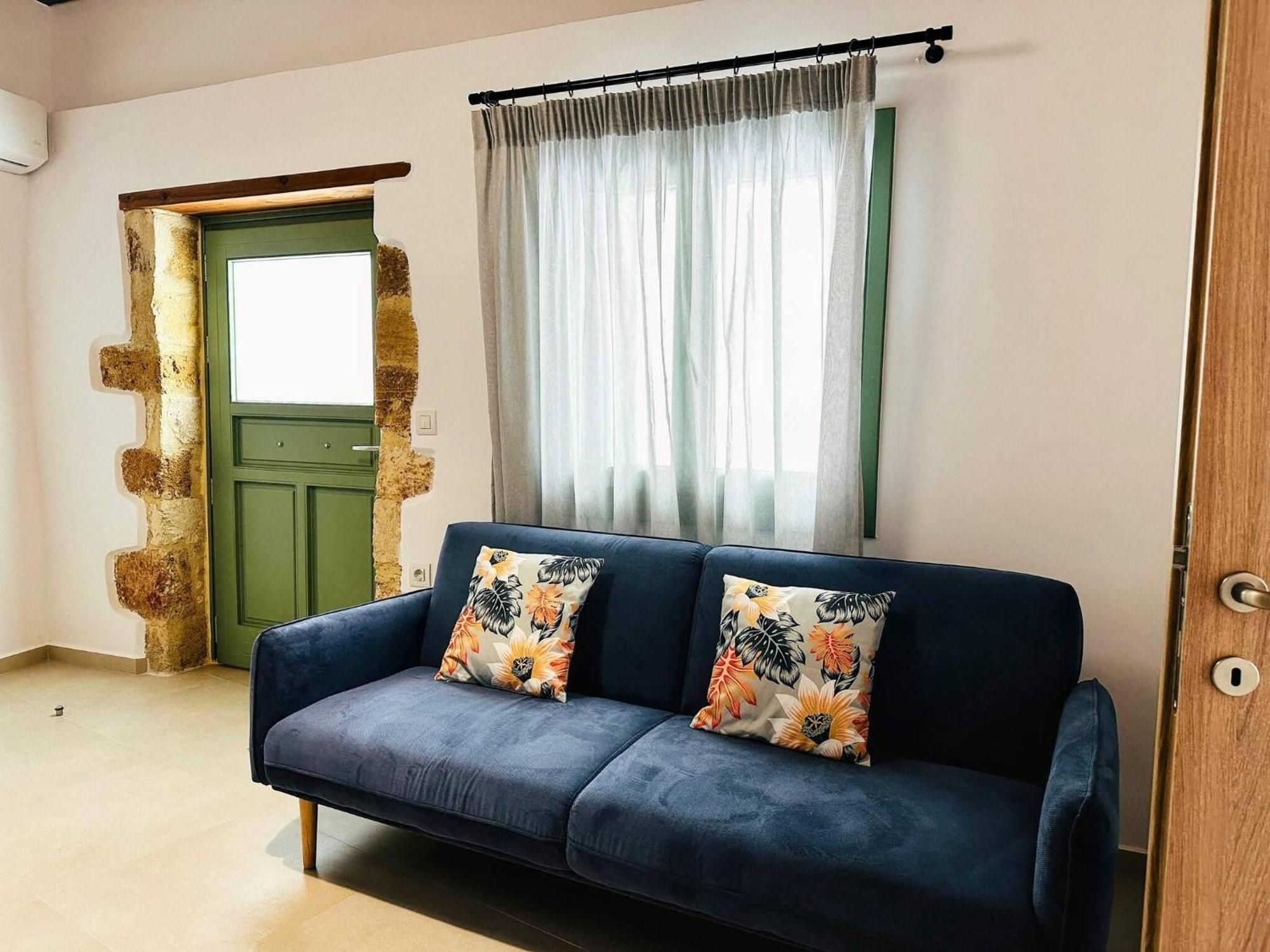 Roussos Place - Next To Splantzia Square - 2Bd 2Ba Hanya Dış mekan fotoğraf