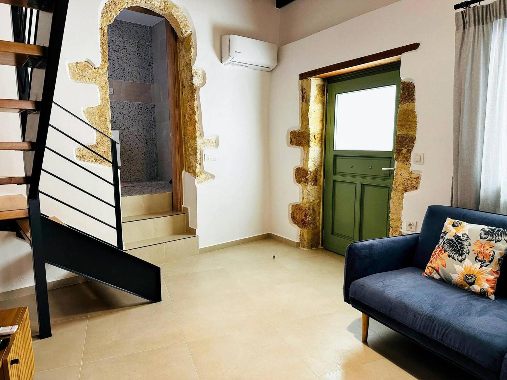 Roussos Place - Next To Splantzia Square - 2Bd 2Ba Hanya Dış mekan fotoğraf