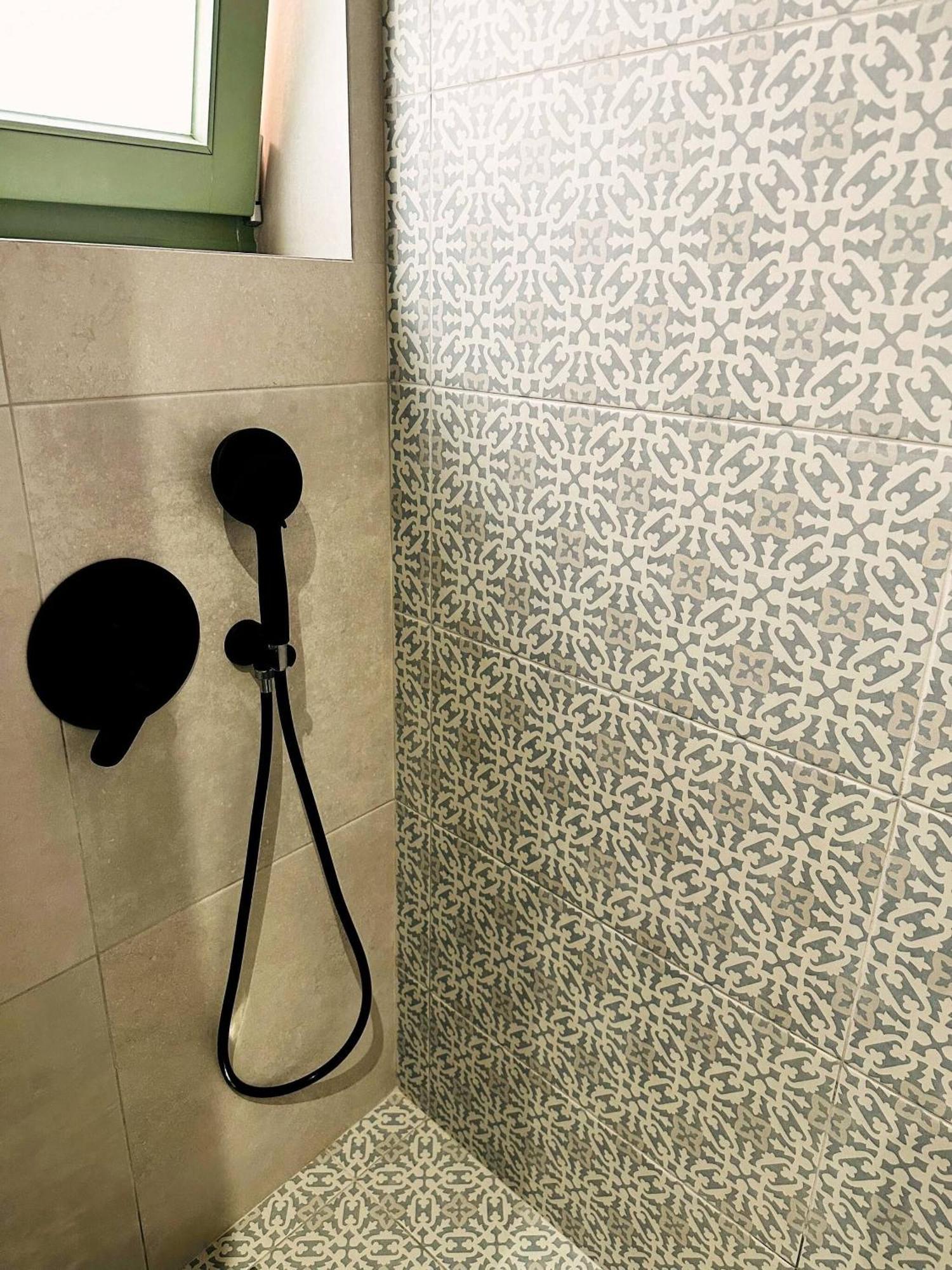 Roussos Place - Next To Splantzia Square - 2Bd 2Ba Hanya Dış mekan fotoğraf