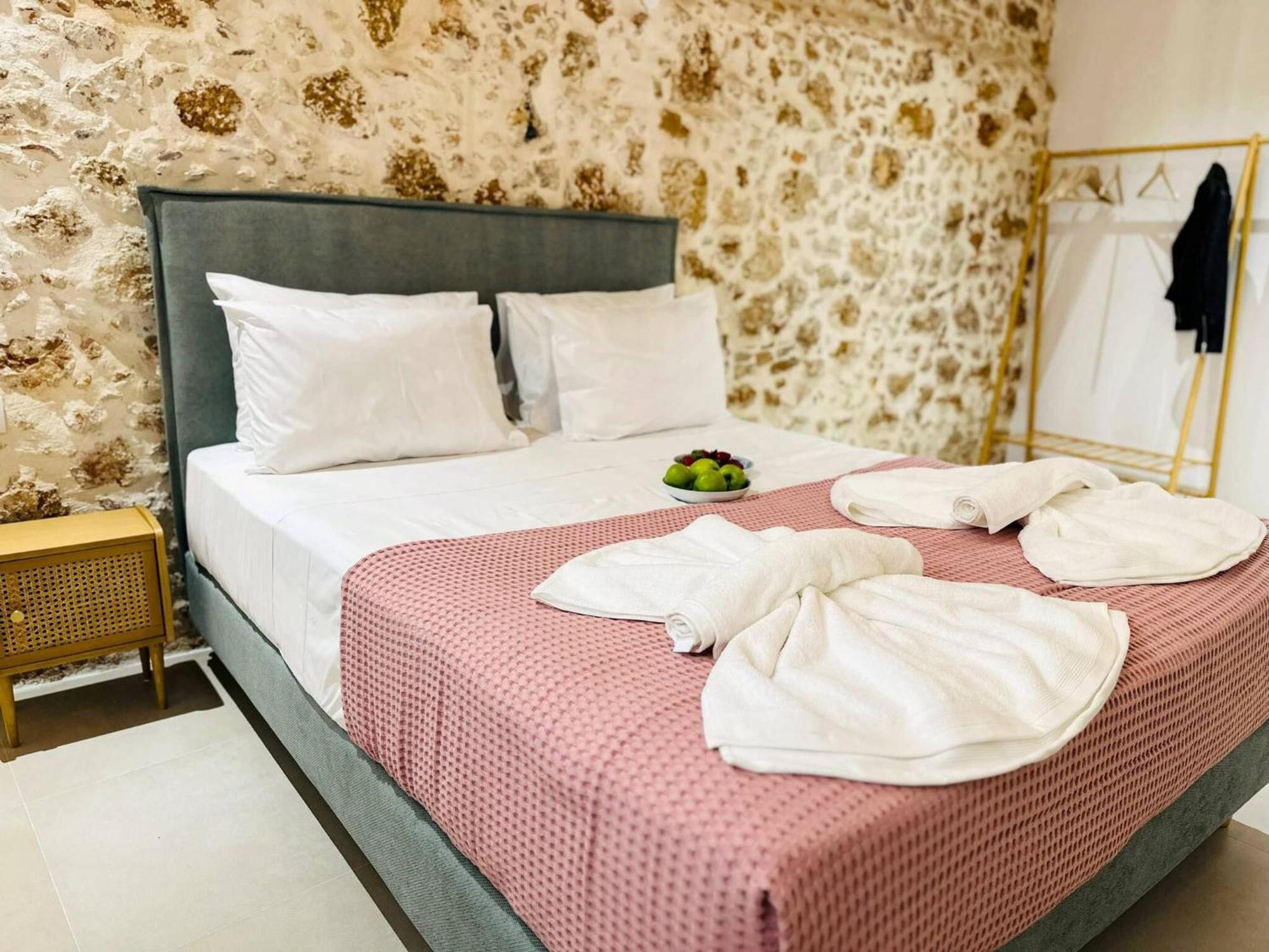 Roussos Place - Next To Splantzia Square - 2Bd 2Ba Hanya Dış mekan fotoğraf